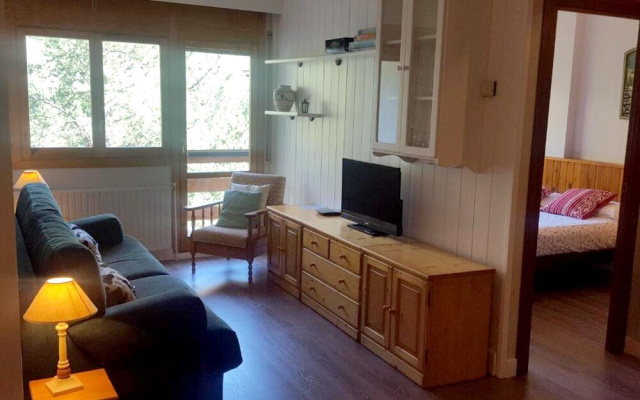 Apartment with 2 bedrooms in El Tarter with wonderful mountain view balcony and WiFi
