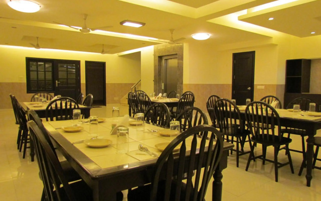 OYO Premium Ambience Mall 2