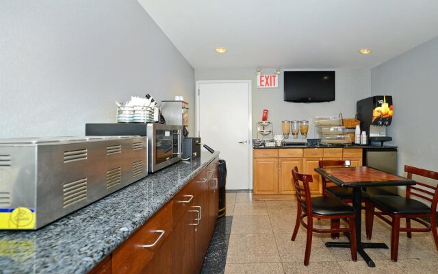 East  New York Inn