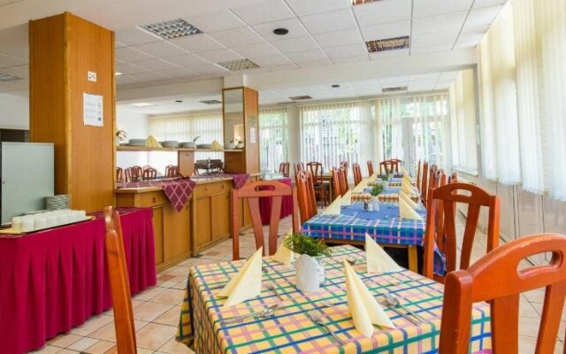 Hotel Nostra