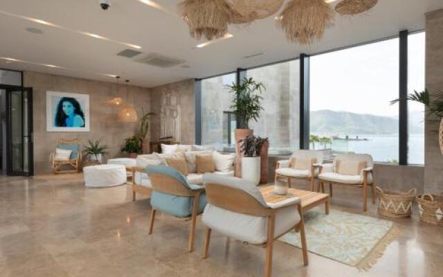 La Perla Hotel & Villas