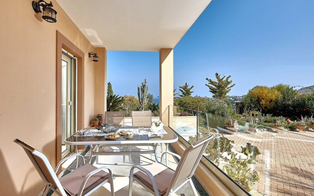 Sunny Dreams Villa With Pool Near Heraklion