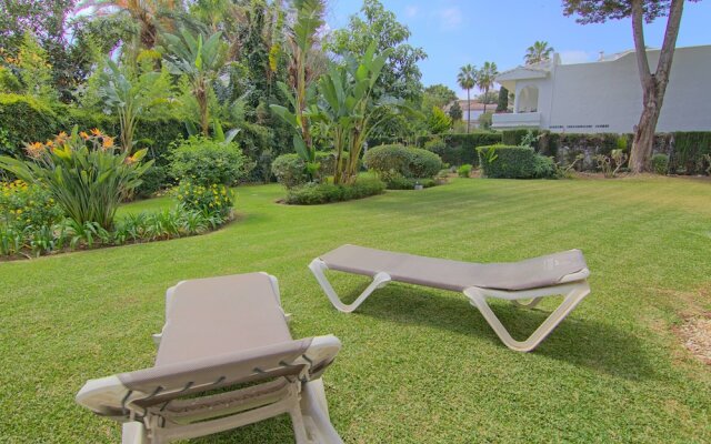 La Petunia Apartment