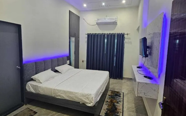 Raghupati Raghav Raja Ram Inn