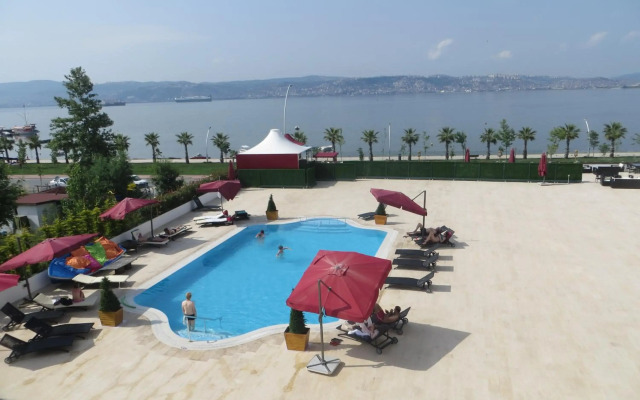 Wellborn Luxury Hotel