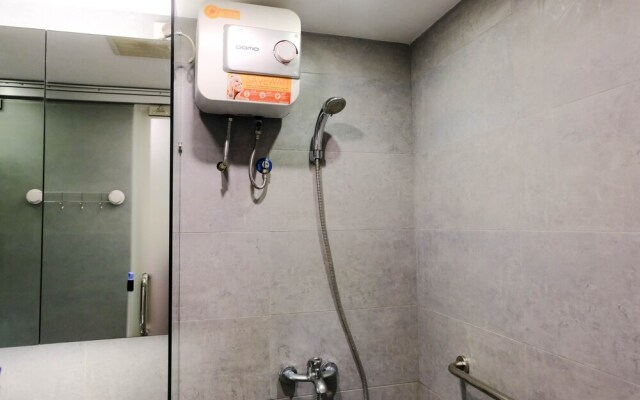 Homey 1Br At Apartment Parahyangan Residence