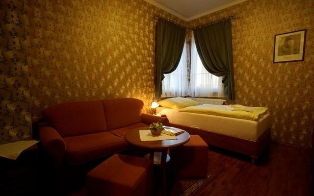 Hotel Tevel