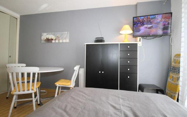 Appartement Balaruc-les-Bains, 1 pièce, 2 personnes - FR-1-553-100