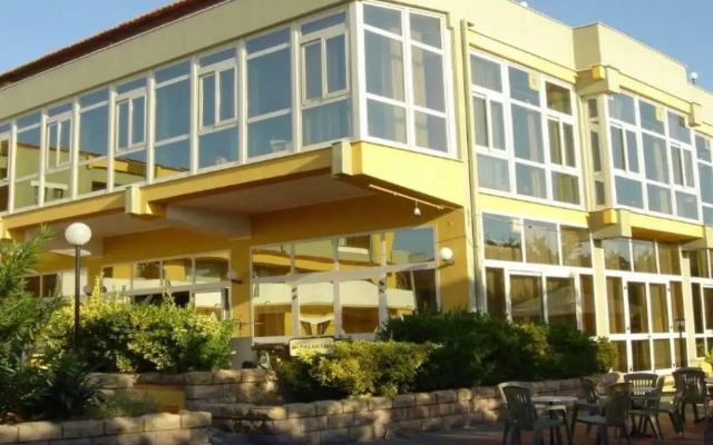 Malaspina Hotel & Resort