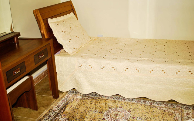 Apricot Guest House