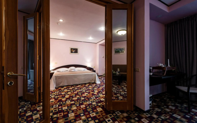 Hotel Mara