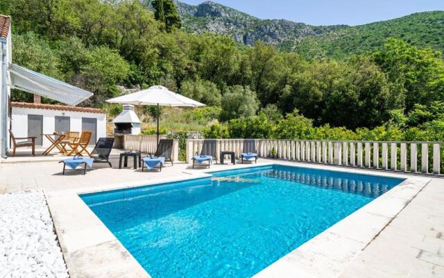 Villa Niko