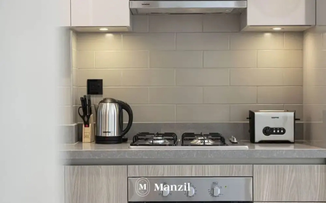 Manzil - Luxury 1BR with Skyline Views