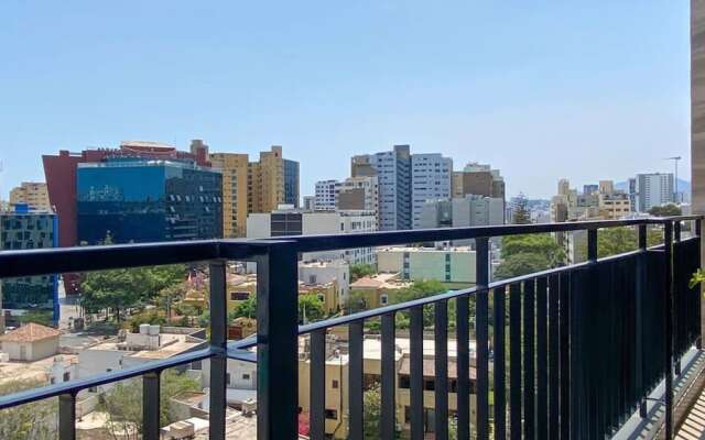 w Comfortable 1BR w Modern Balcony in San Isidro