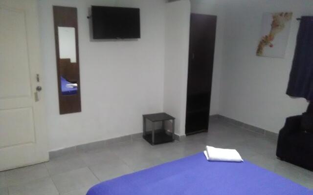 Hostal Express Inn Aeropuerto Internacional
