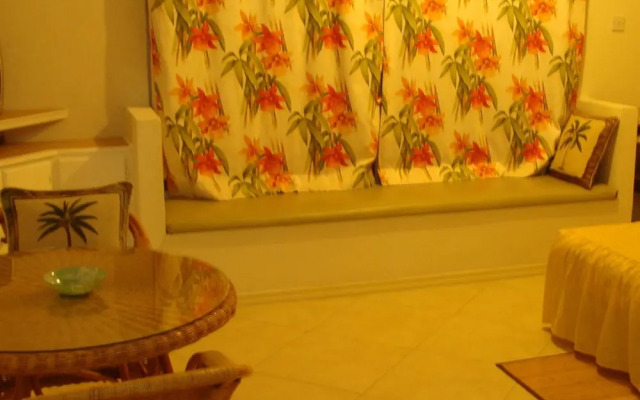 Coral Lane Beach Apartments