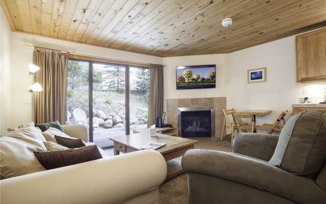 Scandinavian Lodge and Condominiums