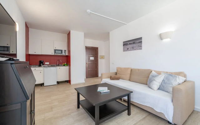 Orange Colom Seaside Apartments