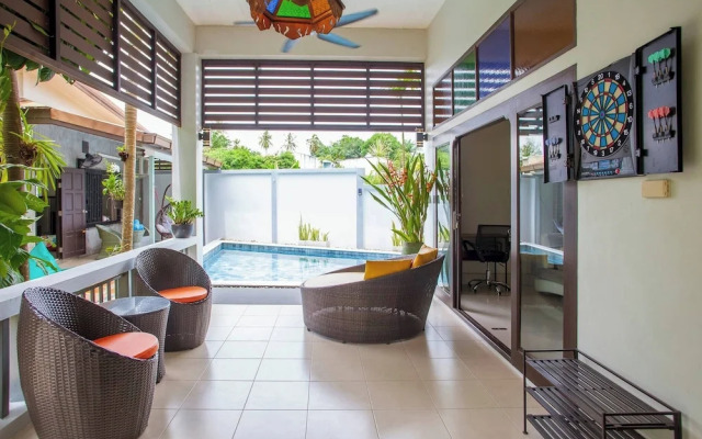 150 m From a Paradise Beach 3 Bedrooms Pool