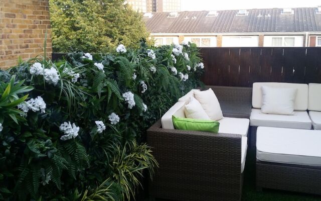 1 Bedroom Flat With Roof Terrace In Fulham