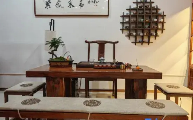 Luguang Lijing Hotel