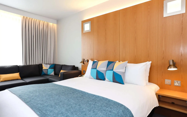 Holiday Inn Bournemouth by IHG