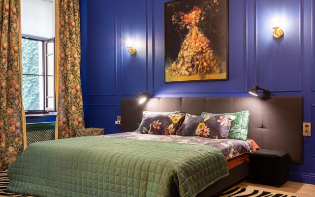 Апартаменты в центре Санкт-Петербурга на ул. Галерная, д.49