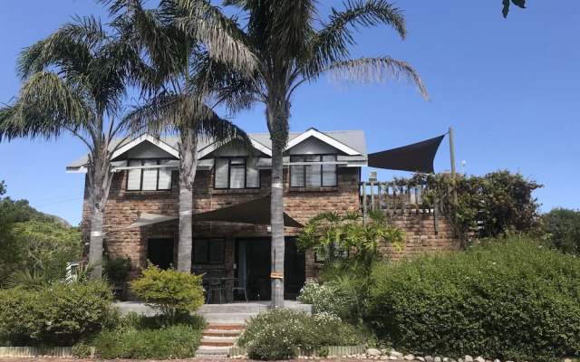 Moonriver Self-catering