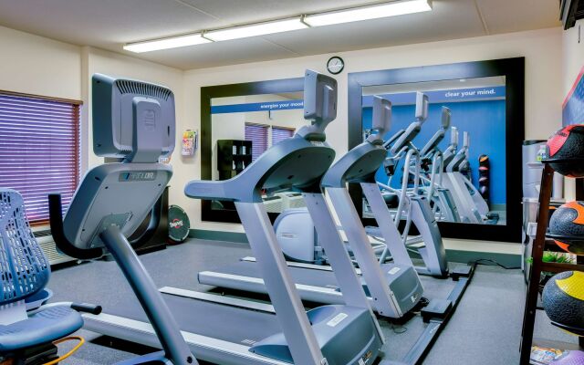 Hampton Inn Pittsburgh-Airport