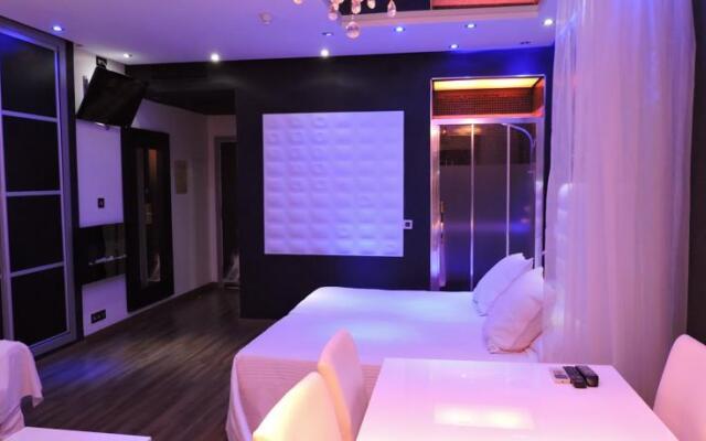 Banus Suites