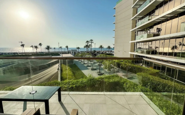 Sea & Garden View Apartments - The 8