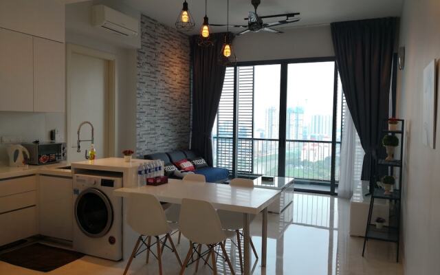 Midvalley Vogue Suites at KL Eco City