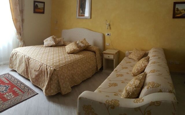 Five Roses Bed & Breakfast