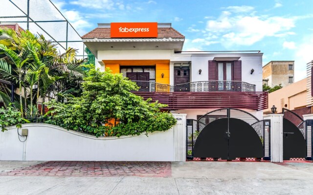 OYO 3715 Nest lay Mogappair