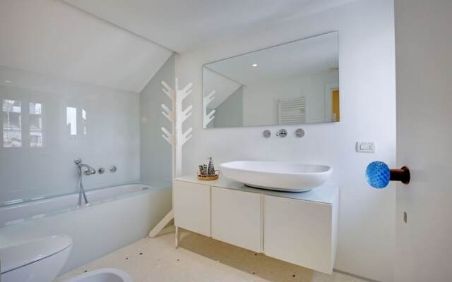 Rialto Bridge Penthouse with Terraces