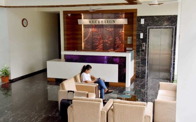 Hotel Sadhana Executive