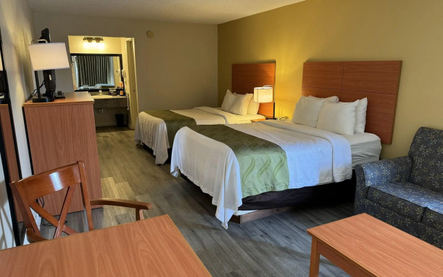 Quality Inn near Manatee Springs State Park