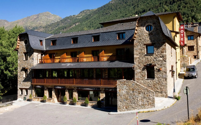 Hotel & Spa Niunit