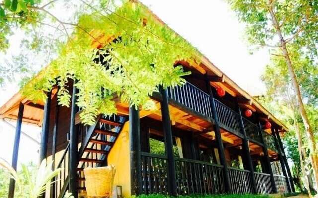 River Ray Estates