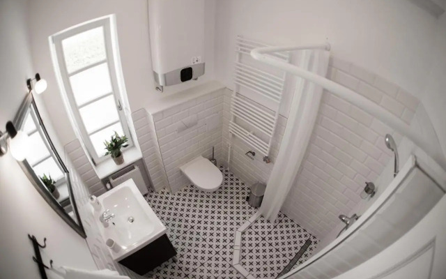 Raba Apartman House