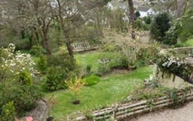 The Woodlands Hotel - Guest house