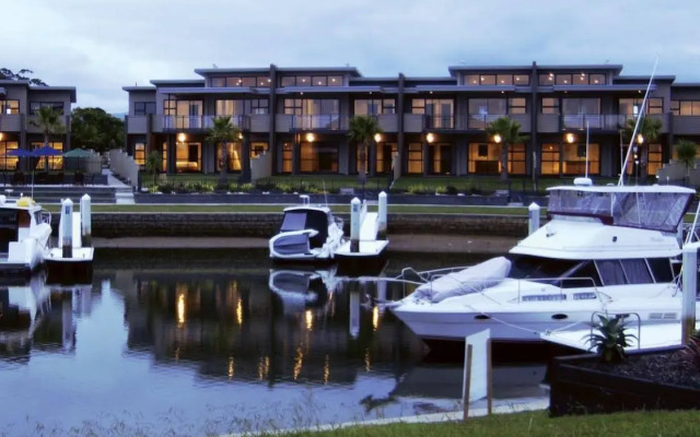Sovereign Pier on the Waterways