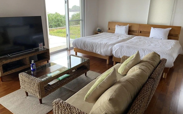 Ocean Front SUMUIDE