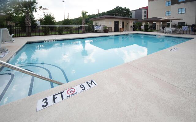 Staybridge Suites Summerville by IHG