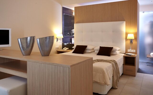 Smy Santorini Suites & Villas