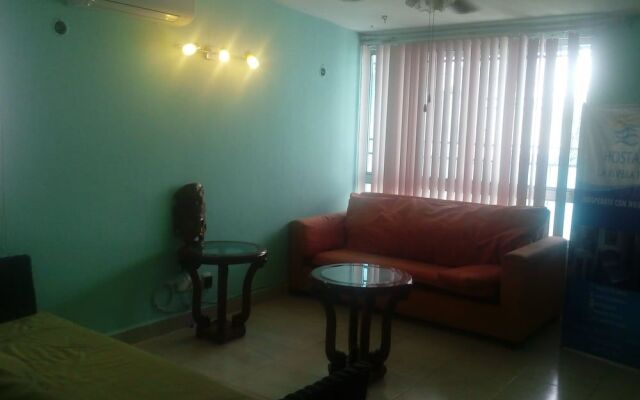 Hostal La Rivera Inn