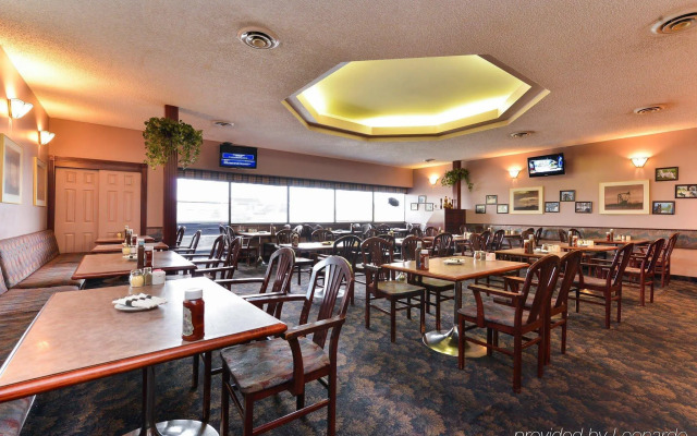 Ramada by Wyndham Nisku Edmonton Airport