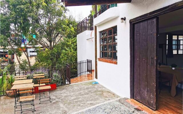 Room-cozy Room With Terrace 5