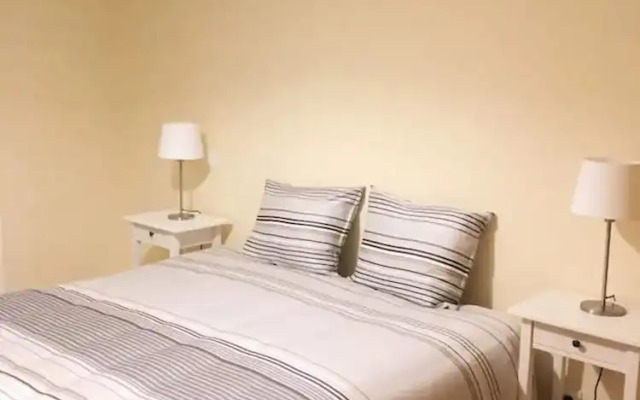 Apartamento Junto à Praia na Arrifana, by Izibookings