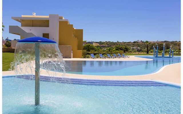 Apartment With 3 Bedrooms in Albufeira, With Wonderful Mountain View,